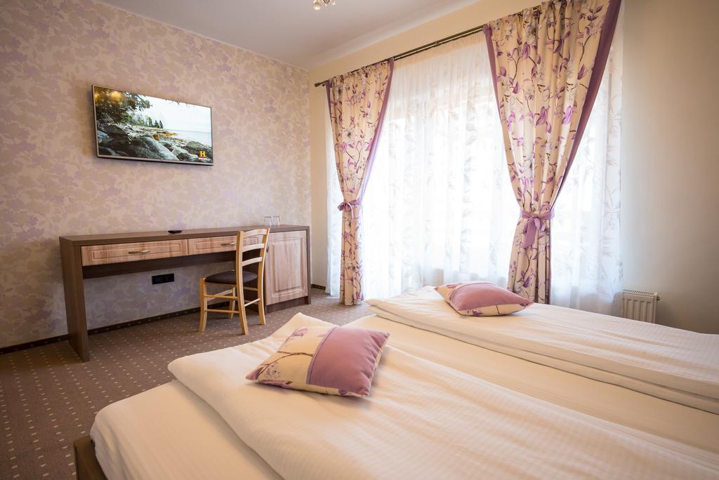 Pensiunea Royal Spa Hotel Piatra Neamt Room photo